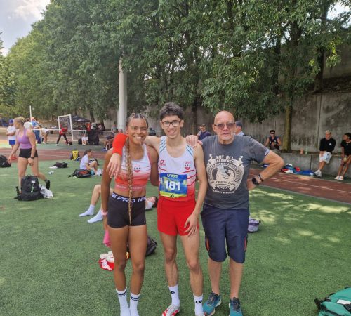 Très belle 3e journée avec une médaille d’argent pour Talyna, 4e place pour Matias et 2 qualif pour les finales. Très belle 3e journée avec une médaille d’argent pour Talyna, 4e place pour Matias et 2 qualif pour les finales.